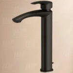 Vòi Lavabo TOTO TLG09305B#MBL nóng lạnh dòng GM